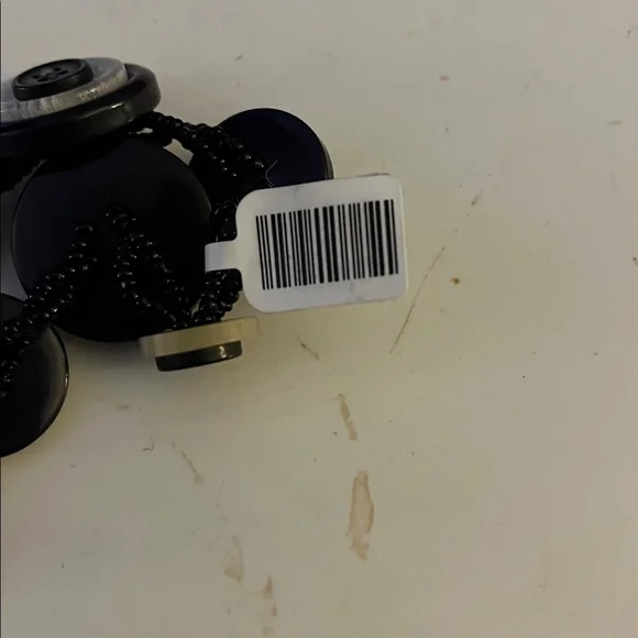 Button Bracelet with Multicolor Design - Picture 3 of 3